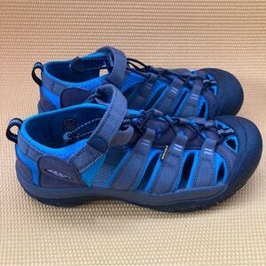 Men's  KEEN Blue and Gray Outdoor Sandals Size 7